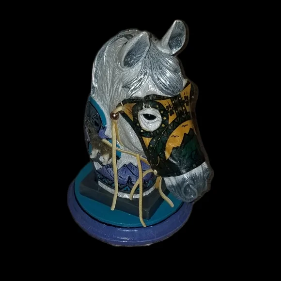 Spirit Horse Howling Wolf Bust Statue